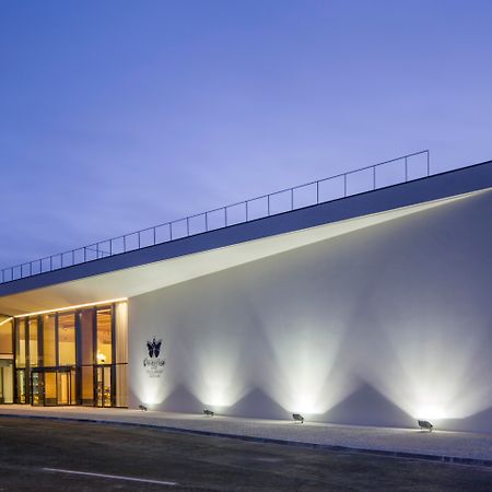 Evolutee Hotel Obidos Exterior photo The new building of the University of Applied Sciences