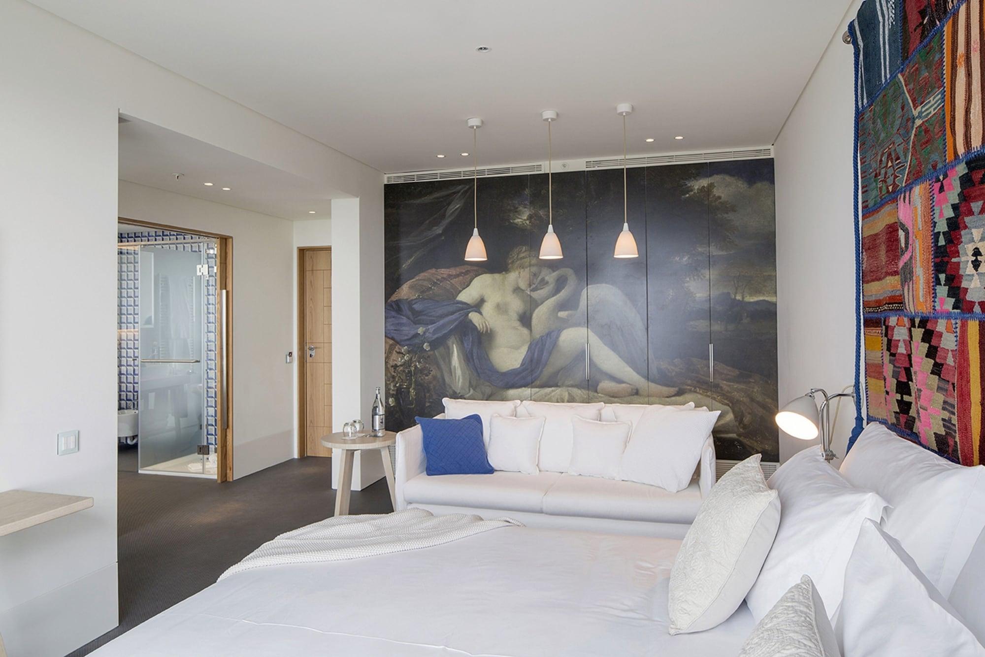Evolutee Hotel Obidos Exterior photo A room at the Hotel
