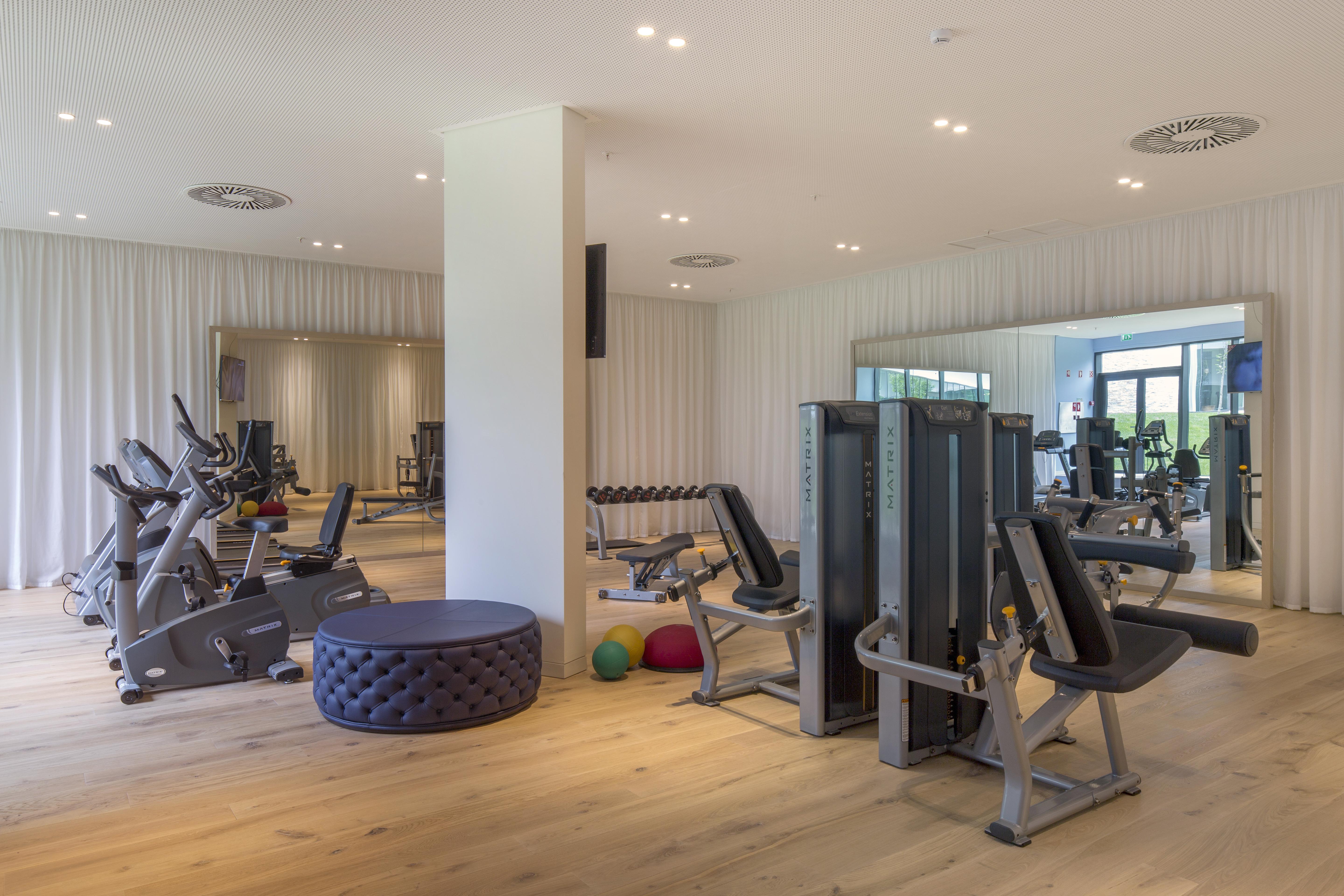 Evolutee Hotel Obidos Exterior photo The gym at the 100m² spa