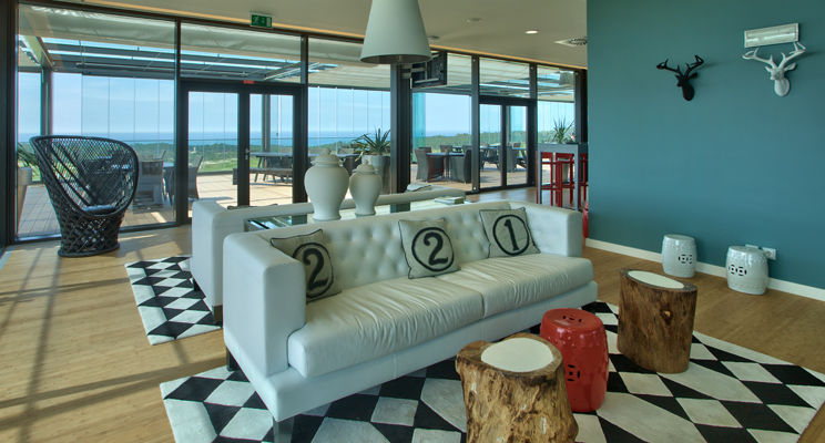 Evolutee Hotel Obidos Exterior photo The lounge at Faro Airport