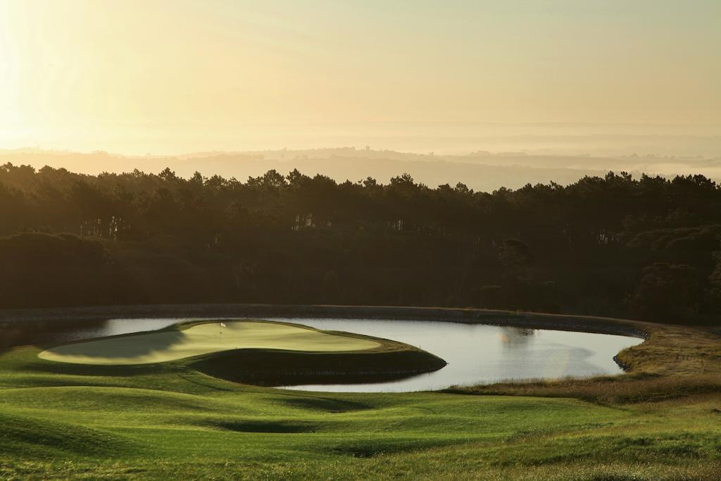 Evolutee Hotel Obidos Exterior photo 18th hole at the Links at Spanish Bay